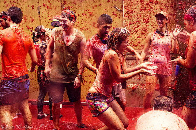 La Tomatina Bruñol